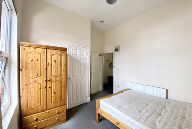 1 bed house, Radford Road, Hyson Green, Nottingham, NG75DR - Image 4